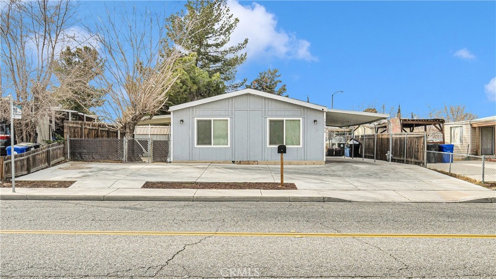 13752 Rodeo Dr, Victorville, CA 92395 - photo 1