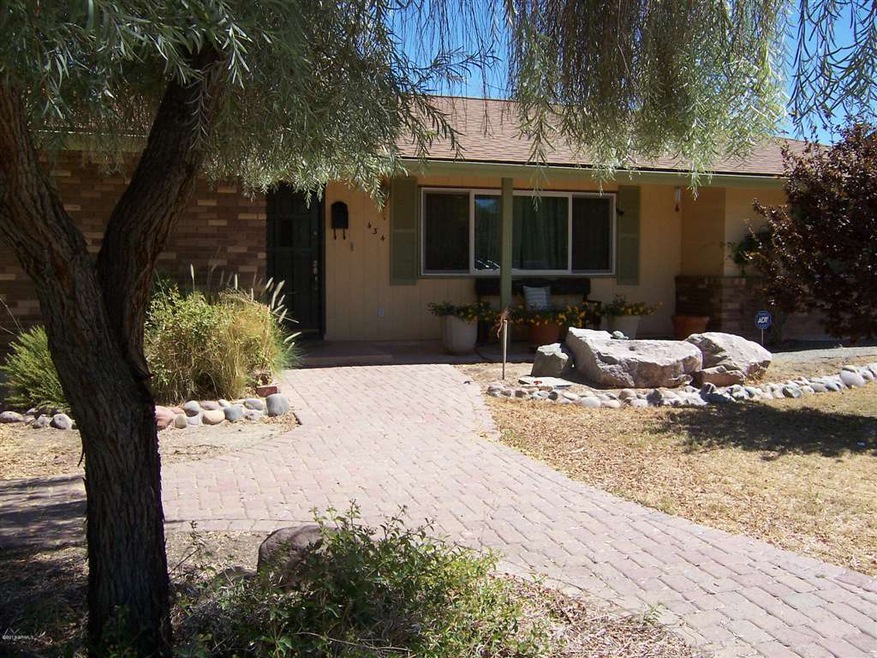 Front View of Home !.....28