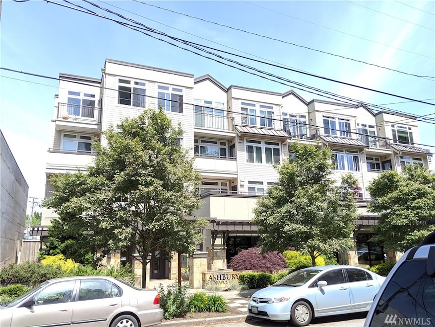 18 Dravus St unit 202, Seattle, WA 98109 - photo 1