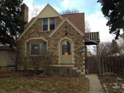 4122 S 5th Place, Milwaukee, WI 53207 - photo 1