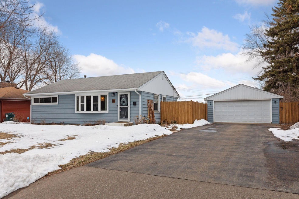 814 W 80 1 2 St, Bloomington, MN 55420 - photo 1