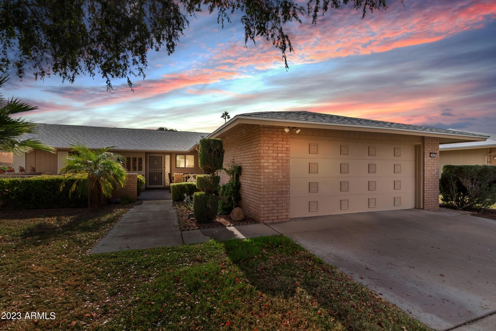 10907 W Cameo Dr, Sun City, AZ 85351 - photo 1