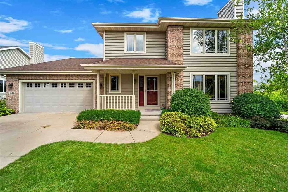 2766 Sunflower Dr, Fitchburg, WI 53711 - photo 1