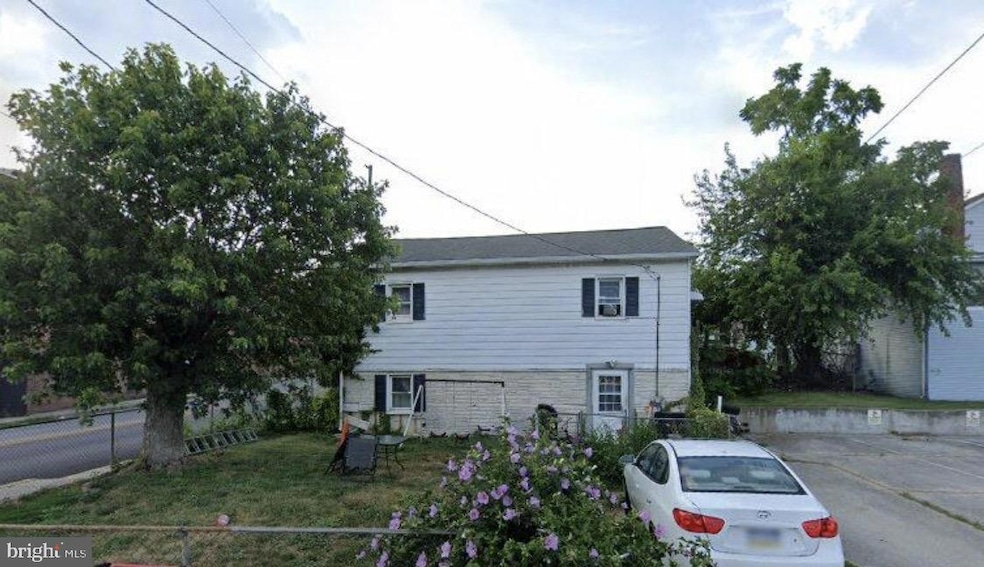 7 S 3rd St, Mc Sherrystown, PA 17344 - photo 1