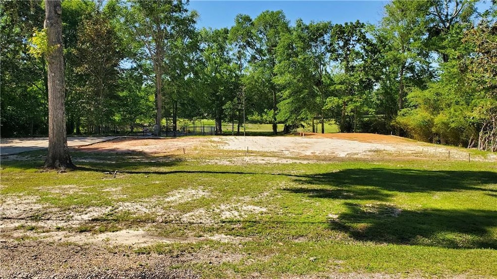 Front of lot 150