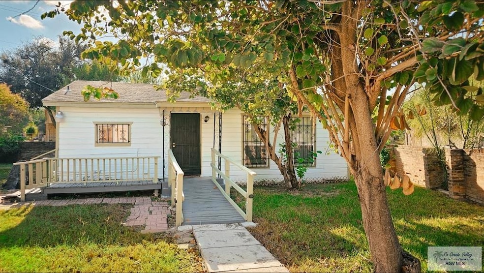 14 Rio Grande Ave unit Rear, Brownsville, TX 78520 - photo 1