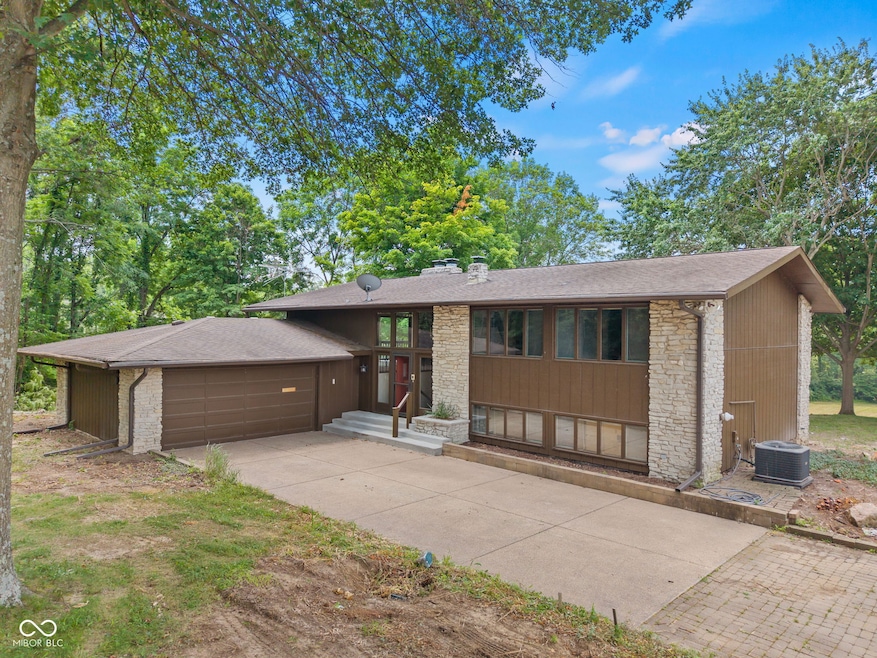 Pending $749,900