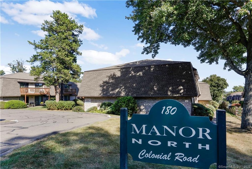 180 Colonial Rd unit C3, Stamford, CT 06906 - photo 1