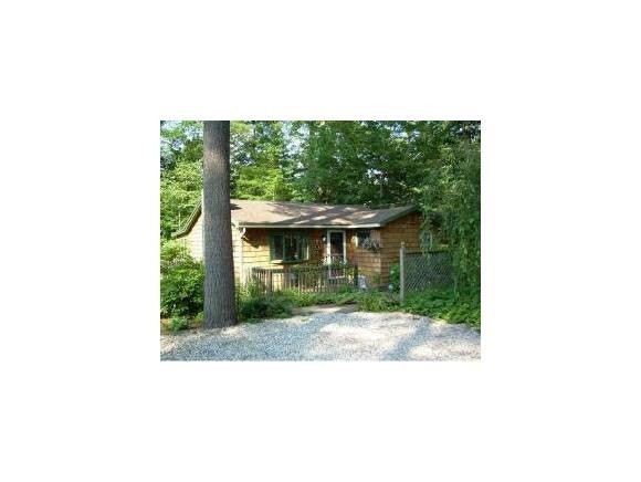 8 Edward Ln, MerriMacK, NH 03054 - photo 1