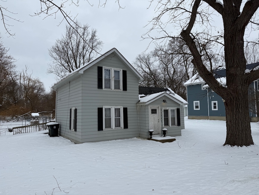 15036 W Russell Rd, Zion, IL 60099 - photo 1