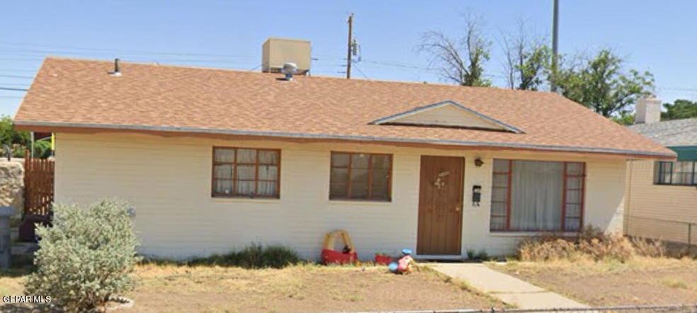 7525 Matamoros Dr, El Paso, TX 79915 - photo 1