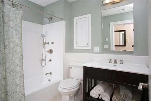 7 Regent Cir unit 5, Brookline, MA 02445 - photo 1