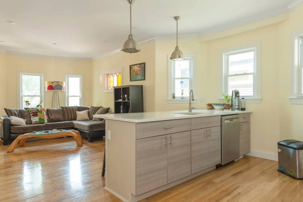 200 Willow Ave unit 1, Somerville, MA 02144 - photo 1