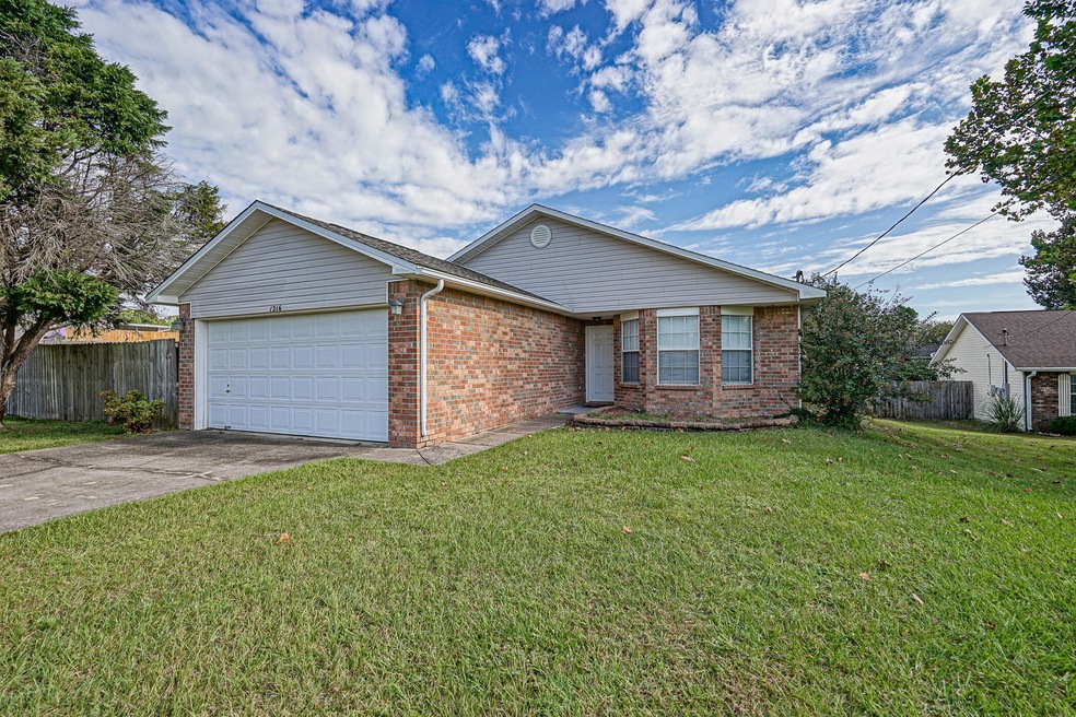 1216 Lexie Dr-1
