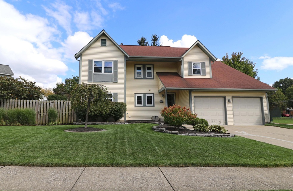 Beautiful 3 BR, 2-1/2 Bath residence