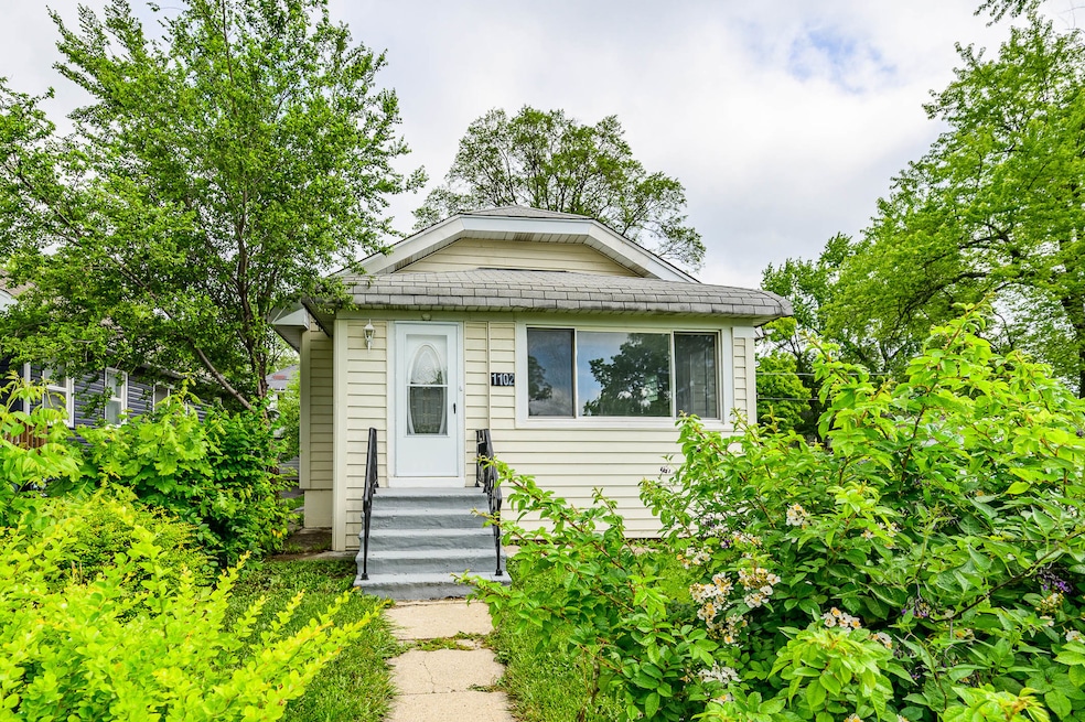 1102 Massena Ave, Waukegan, IL 60085 - photo 1