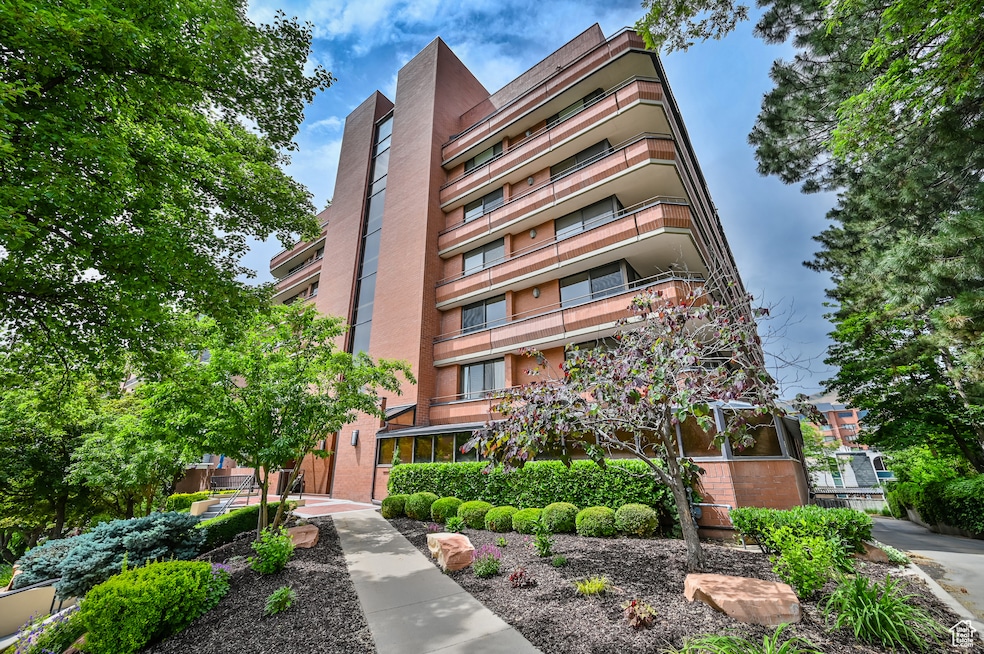 Under Contract $515,000