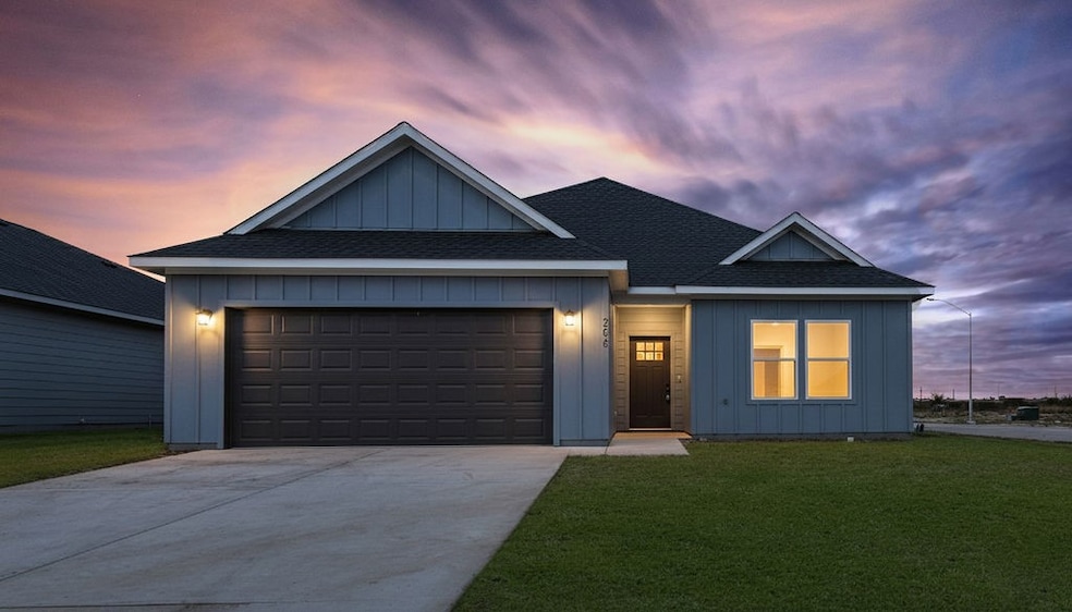 208 Lead Creek Dr, Fort Worth, TX 76131 - photo 1