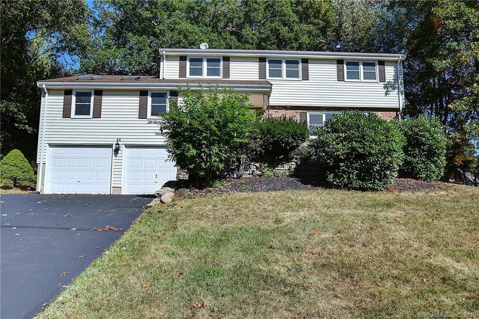 44 Belle Woods Dr, Glastonbury, CT 06033 - photo 1