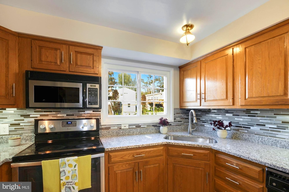 Sold $485,000 • Co-Listing Agent