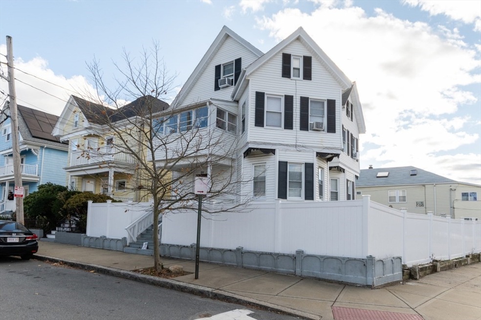 28 Porter St unit 1, Everett, MA 02149 - photo 1