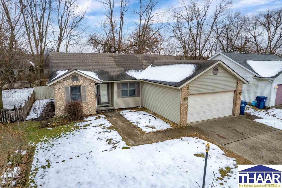 2804 Kings Ct, Terre Haute, IN 47802 - photo 1