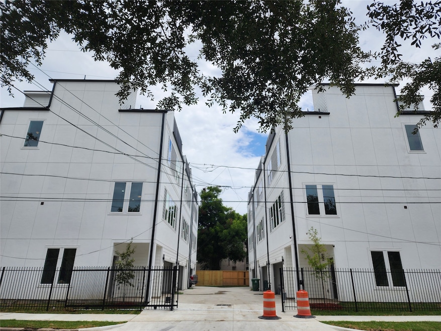 For Rent $2,900/month