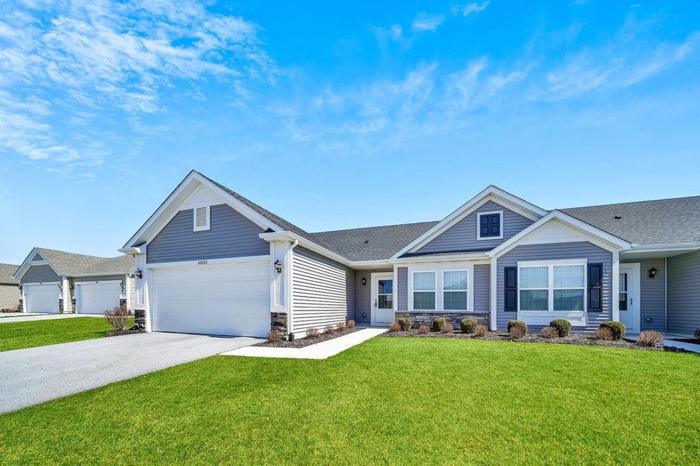 10203 Kreitzburg St, Dyer, IN 46311 - photo 1