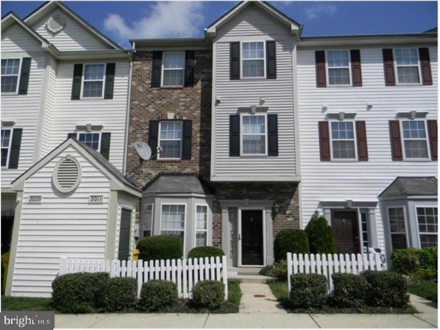 2011 Cramer Point Ct, Odenton, MD 21113 - photo 1