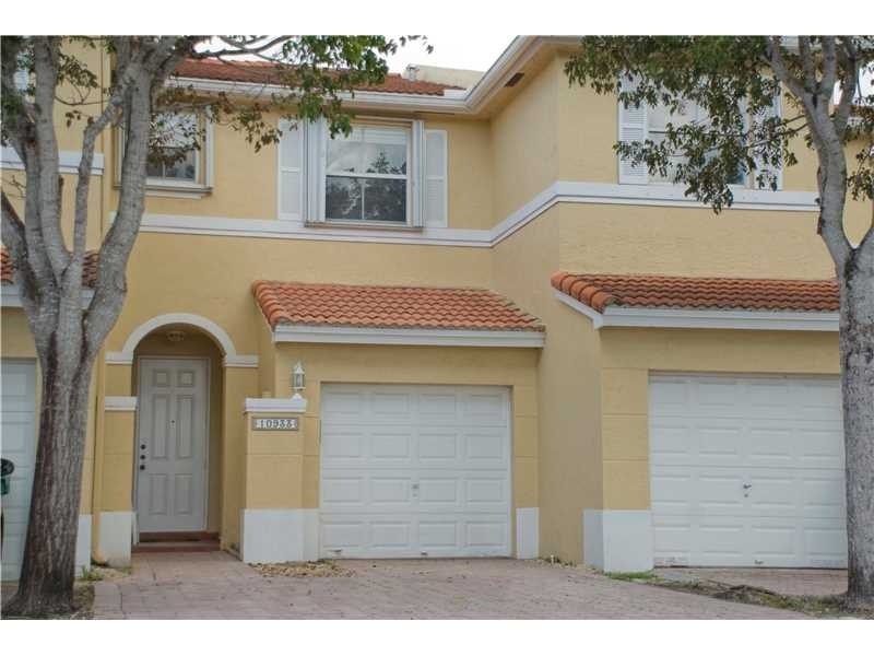 10933 NW 43rd Ln unit 10933, Doral, FL 33178 - photo 1
