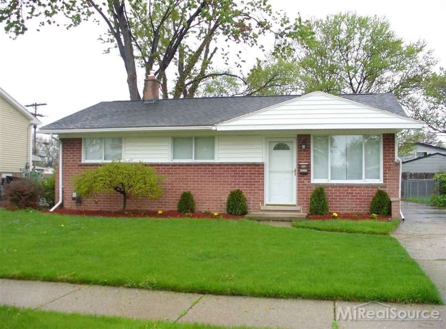 30243 Bluehill St, Roseville, MI 48066 - photo 1