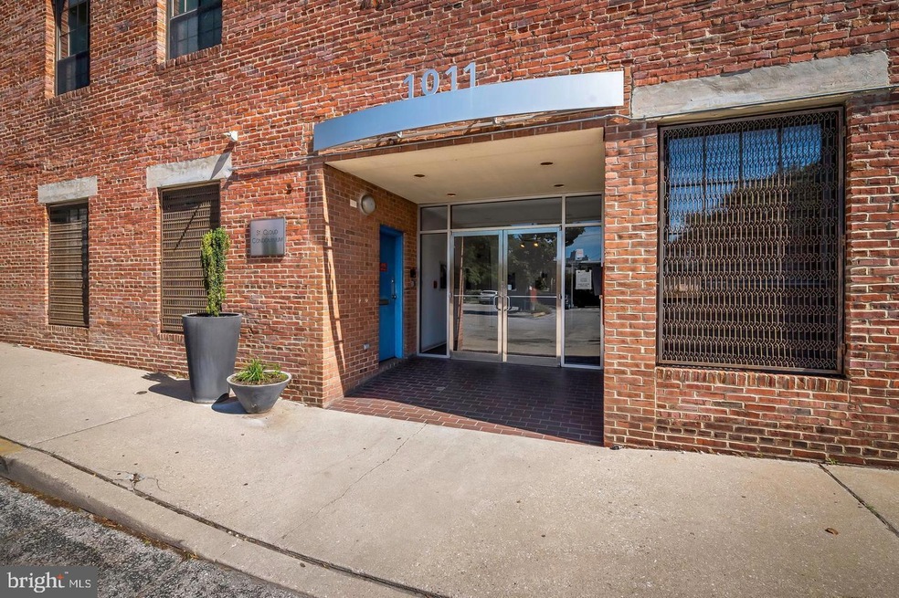 1011 Hunter St unit D4, Baltimore, MD 21202 - photo 1