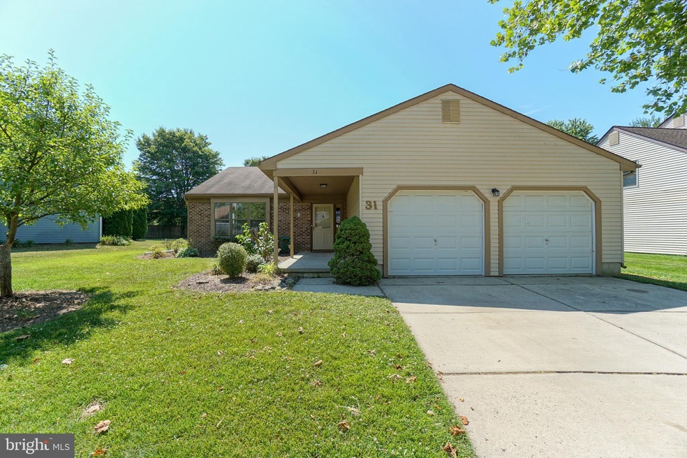 31 W Oleander Dr, Mount Laurel, NJ 08054 - photo 1