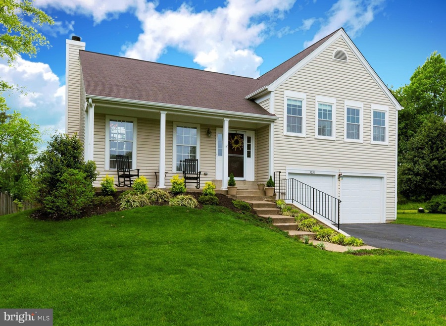 3638 Paoli Ct, Chantilly, VA 20151 - photo 1