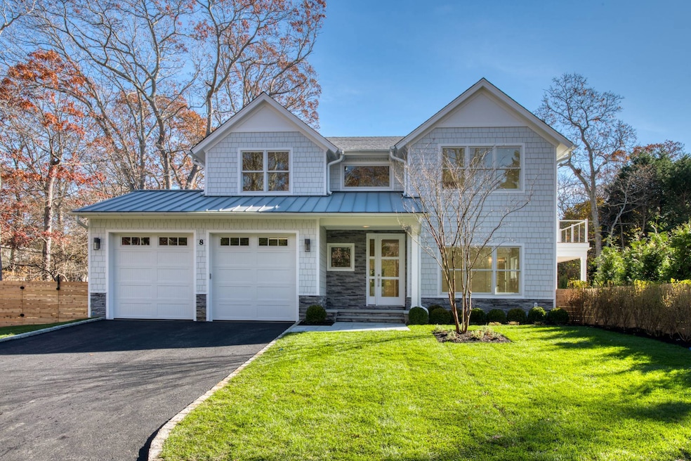 8 3rd St, Springs, NY 11937 - photo 1