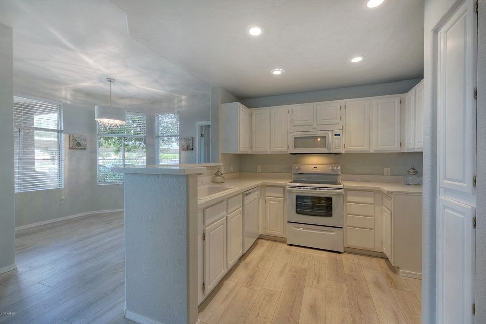 3830ELakewoodPkwy1044-008