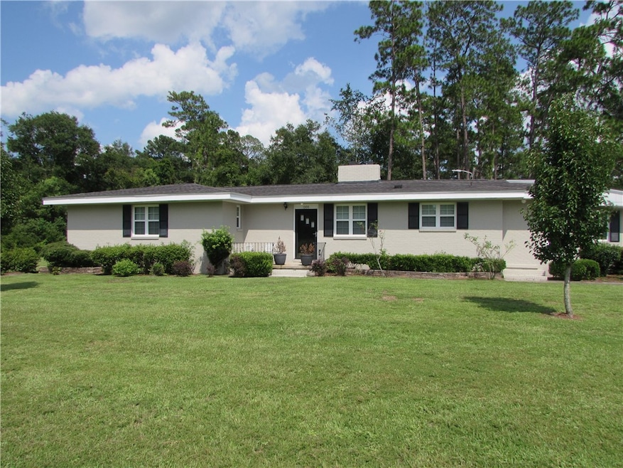 1300 Stanton Ave, Waycross, GA 31503 - photo 1
