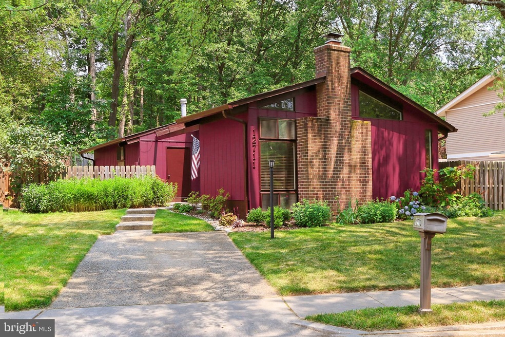 12711 Torrington St, Woodbridge, VA 22192 - photo 1