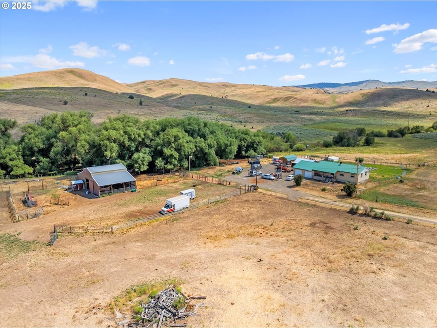 For Sale $795,000 • Co-Listing Agent