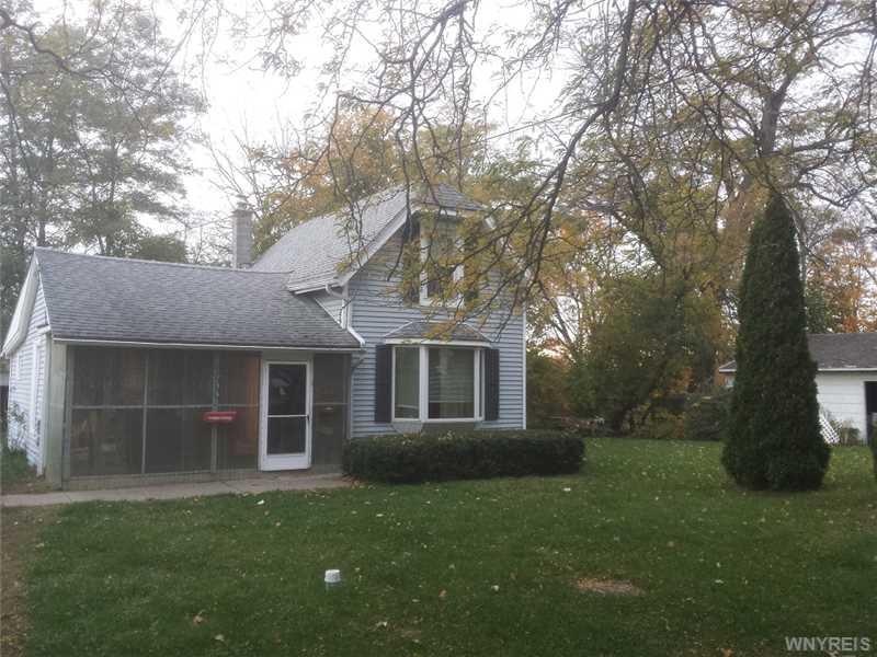 Exterior Front. Looking for that estate, priced to