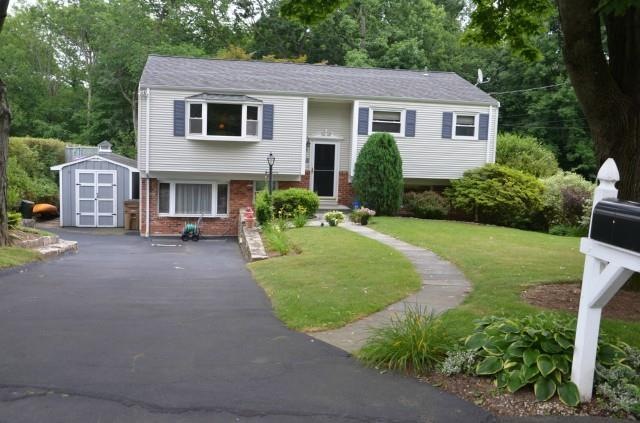 65 Amherst Place, Stamford, CT 06902 - photo 1