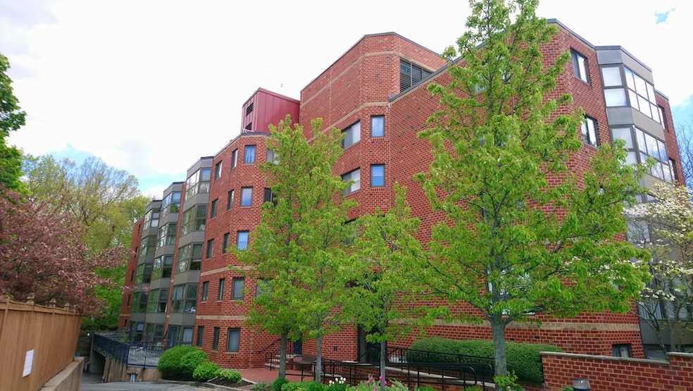 975 Massachusetts Ave unit 507, Arlington, MA 02476 - photo 1