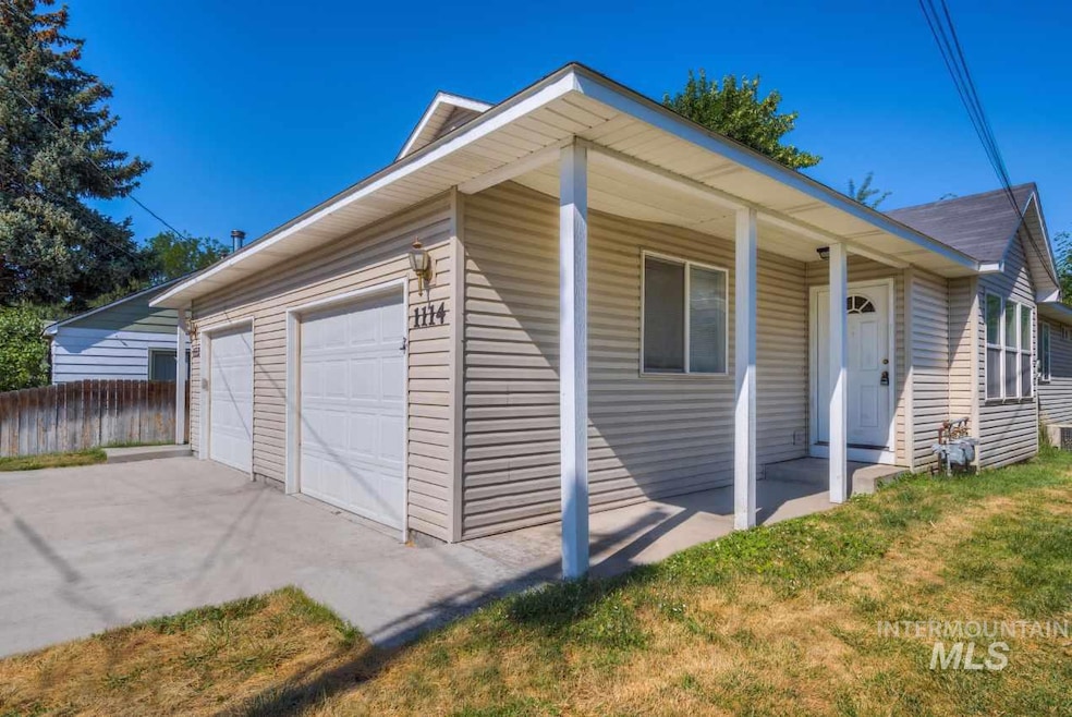 1112 S Holly St, Nampa, ID 83686 - photo 1