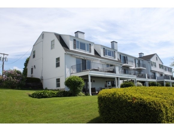 36 Endicott St unit 8, Wolfeboro, NH 03894 - photo 1