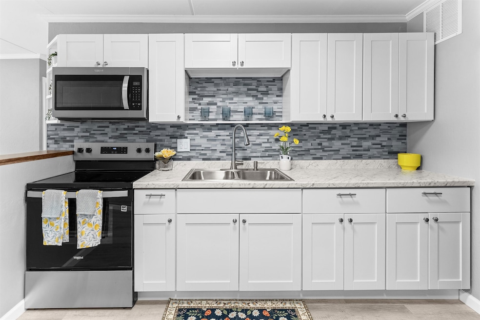 111 Kahului Beach Rd unit D309, Kahului, HI 96732 - photo 1