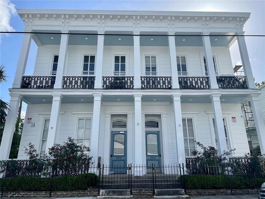 1002 Third St unit 1, New Orleans, LA 70130 - photo 1