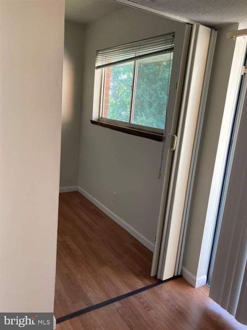 3710 N Rosser St unit 203, Alexandria, VA 22311 - photo 1