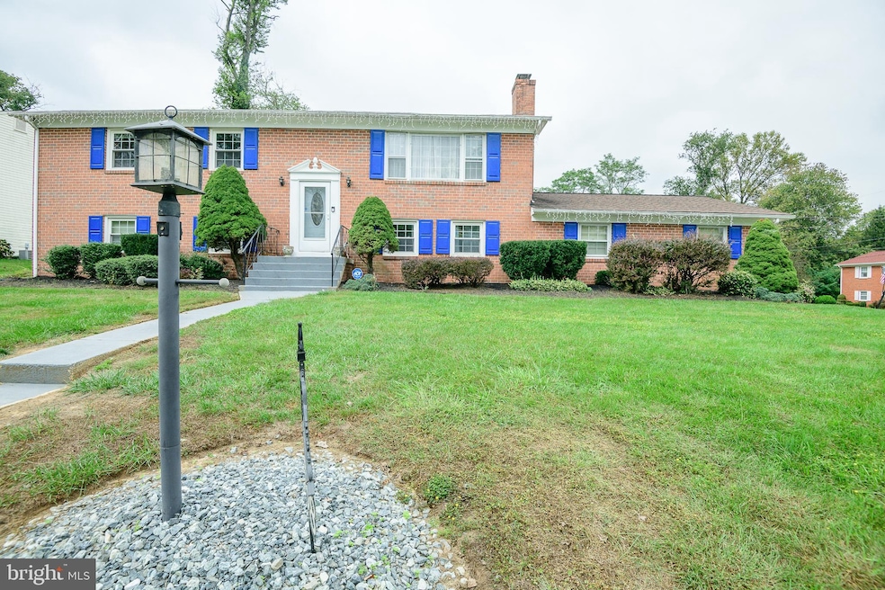 5808 Sir Galahad Rd, Glenn Dale, MD 20769 - photo 1