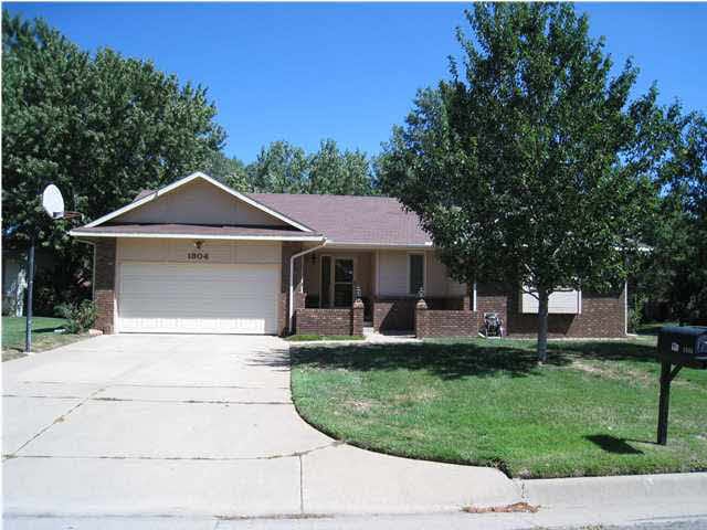 1804 N Socora