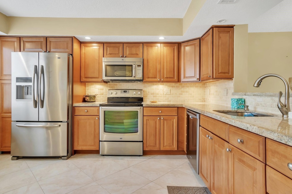 Sold $220,000 • Co-Listing Agent